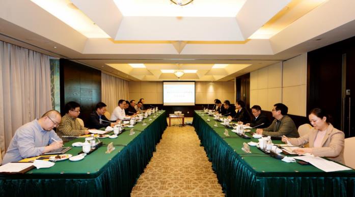 集团党委书记、董事长任丁会见重庆银娱优越会集团董事长乔昌志一行