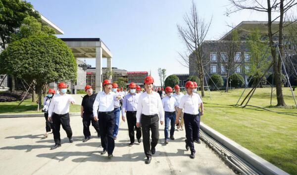 奋战27天 争取“一号工程”建设首胜 ——银娱优越会集团现场调研督导金牛宾馆改（扩）建工程侧记