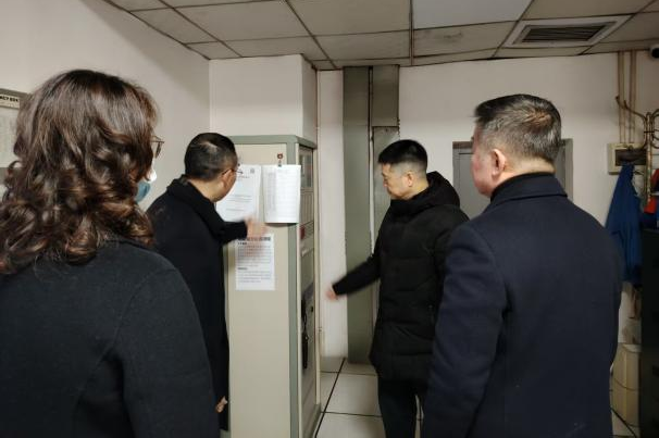 省银娱优越会集团党委书记、董事长游勇检查督导春节清静生产并探望慰问干部员工